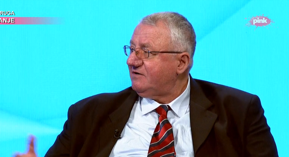 Šešelj: Zašto ova vakcina, a ne ruska?