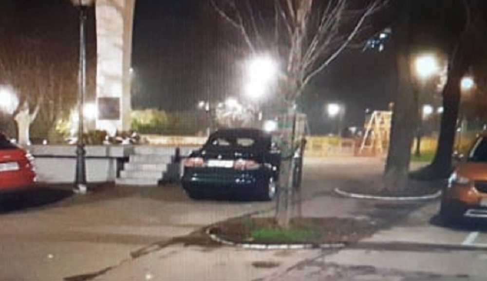 Trifunoviću "pauk" odneo kabriolet! Ima višak para za plaćanje kazni