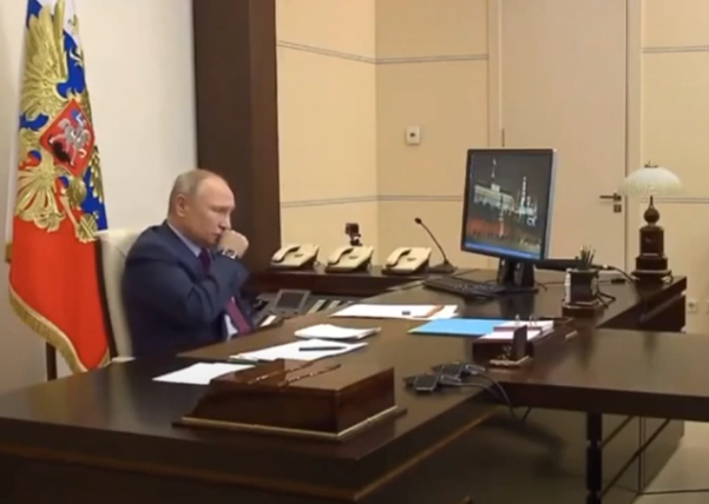 Ruski predsednik snimljen tokom napada kašlja! (VIDEO)