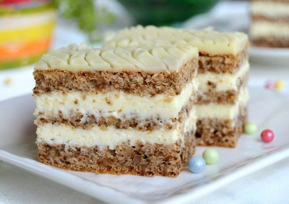 Kolač sa orahom i belom čokoladom, totalno će vas raspametiti