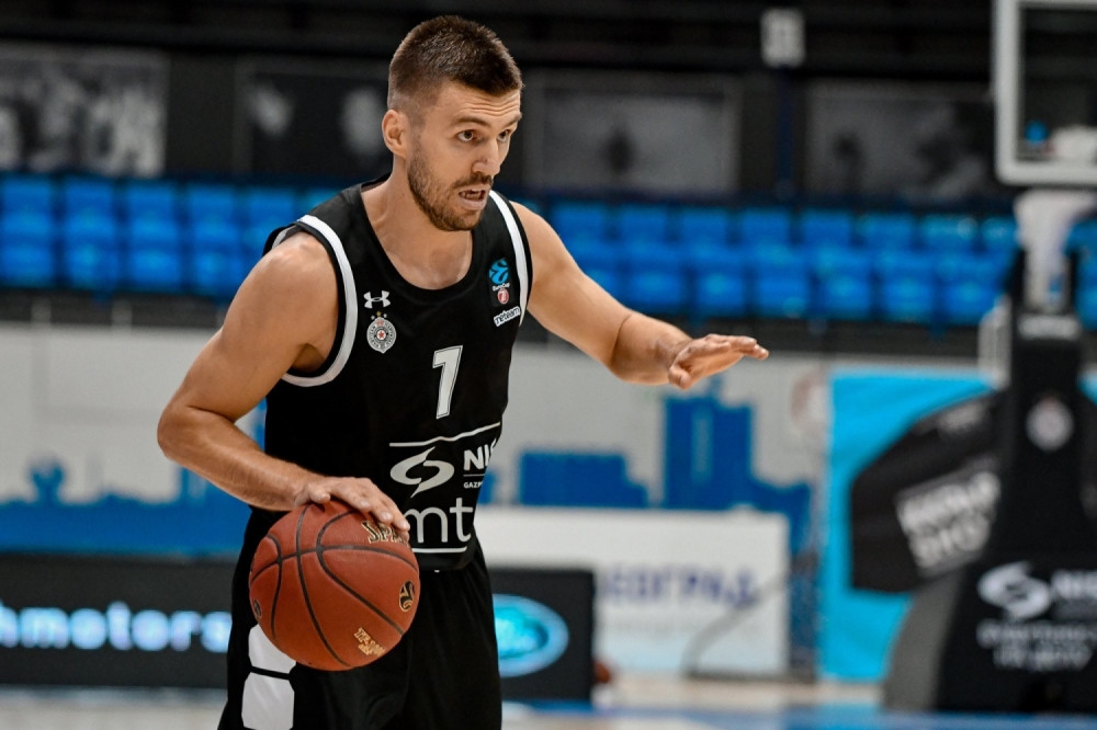 Rival Partizana se ponovo pojačao