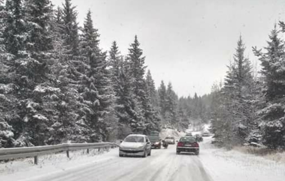 U Srbiju stižu velike količine snežnih padavina, na snazi narandžasti meteoalarm