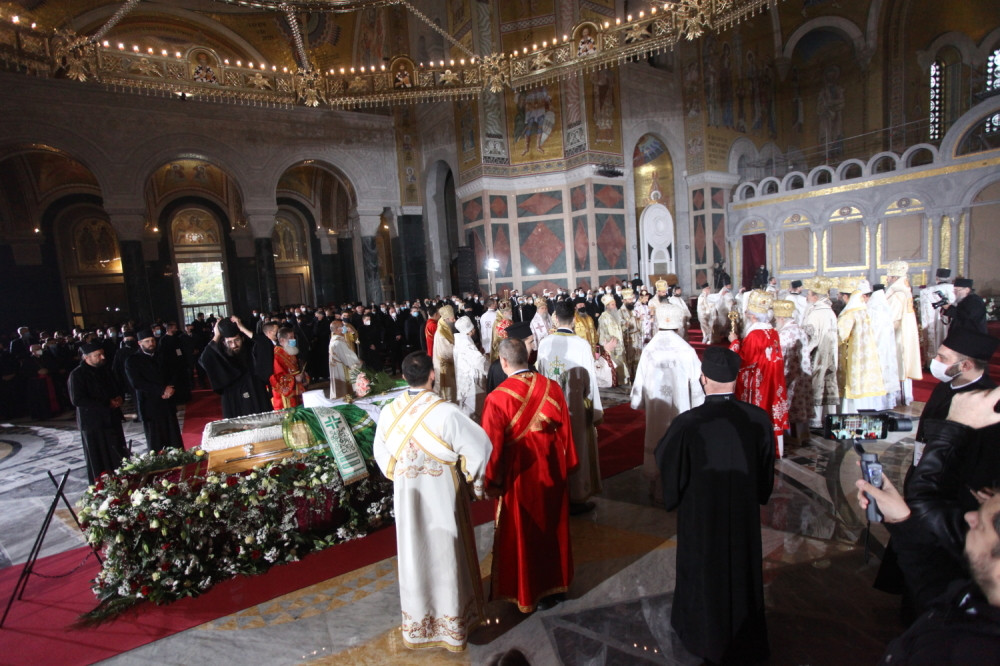 Ovako izgleda grob patrijarha Irineja! (FOTO/VIDEO)