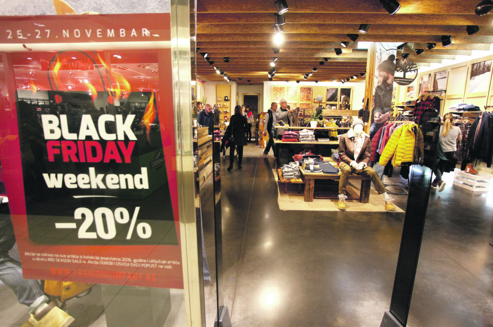 Svi pričaju o neverovatnim sniženjima, a onda su se i banke umešale sa svojim uslugama