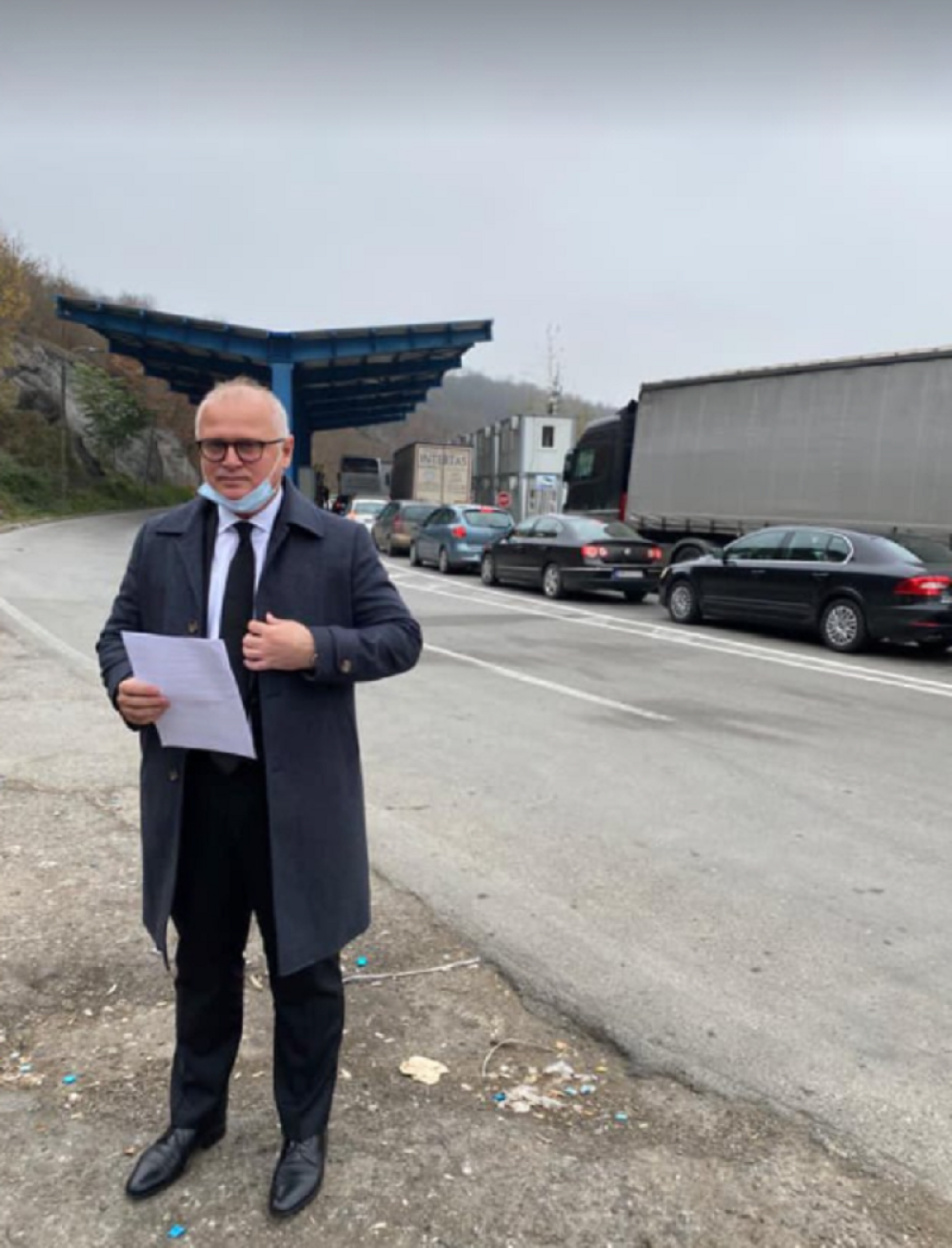 Vesić: "Ne mogu da nas spreče da pomažemo Srbima na KiM"