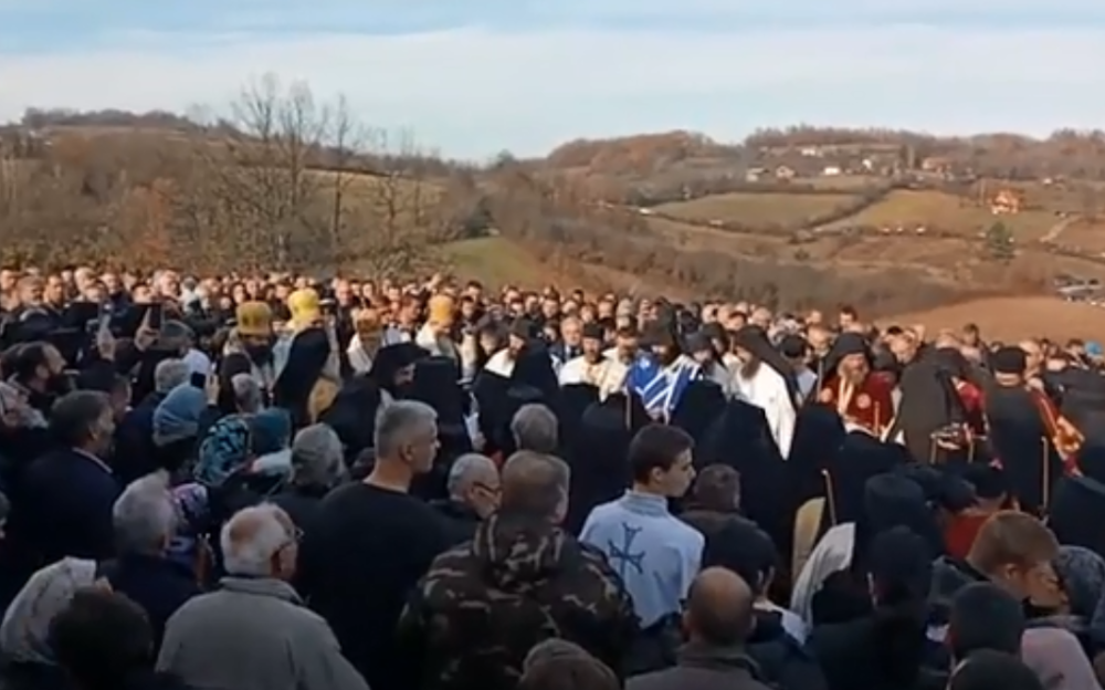 Na sahrani Artemija viđena biblijska scena! (VIDEO)