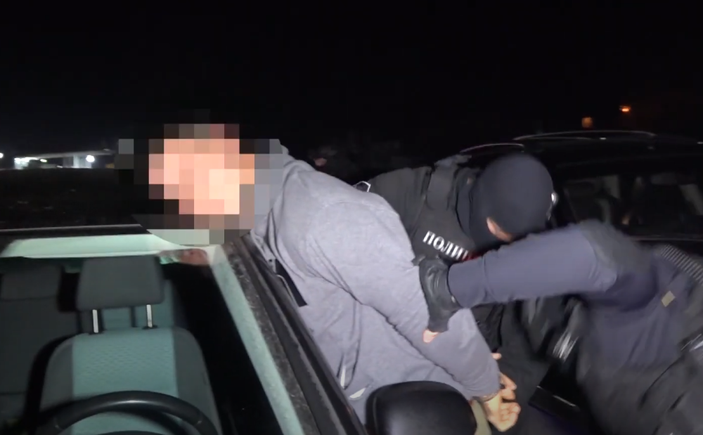 Isplivali jezivi detalji horora u Šapcu, policija zatekla četiri negovane devojke, muž i žena uposlili i konobara!