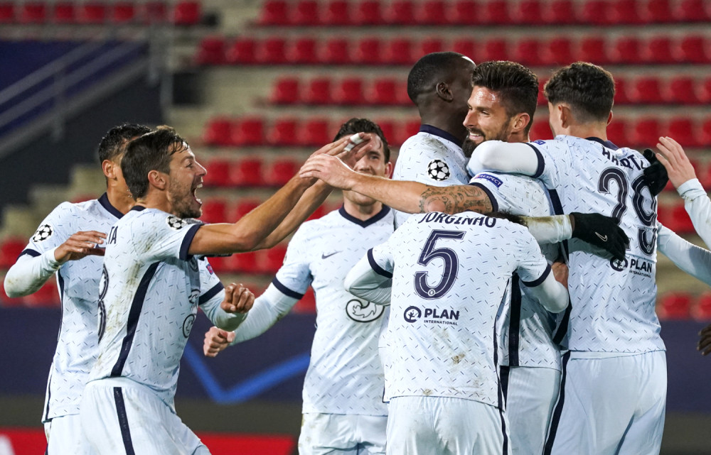 Golovi u 90. i 95. minutu odlučili prve učesnike osmine finala!