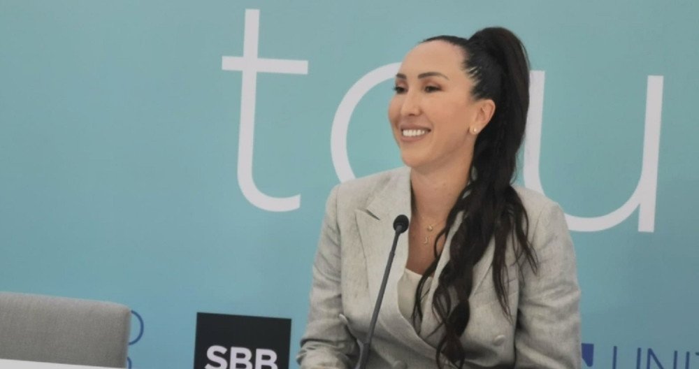 Žene besne, osule paljbu po Jeleni Janković