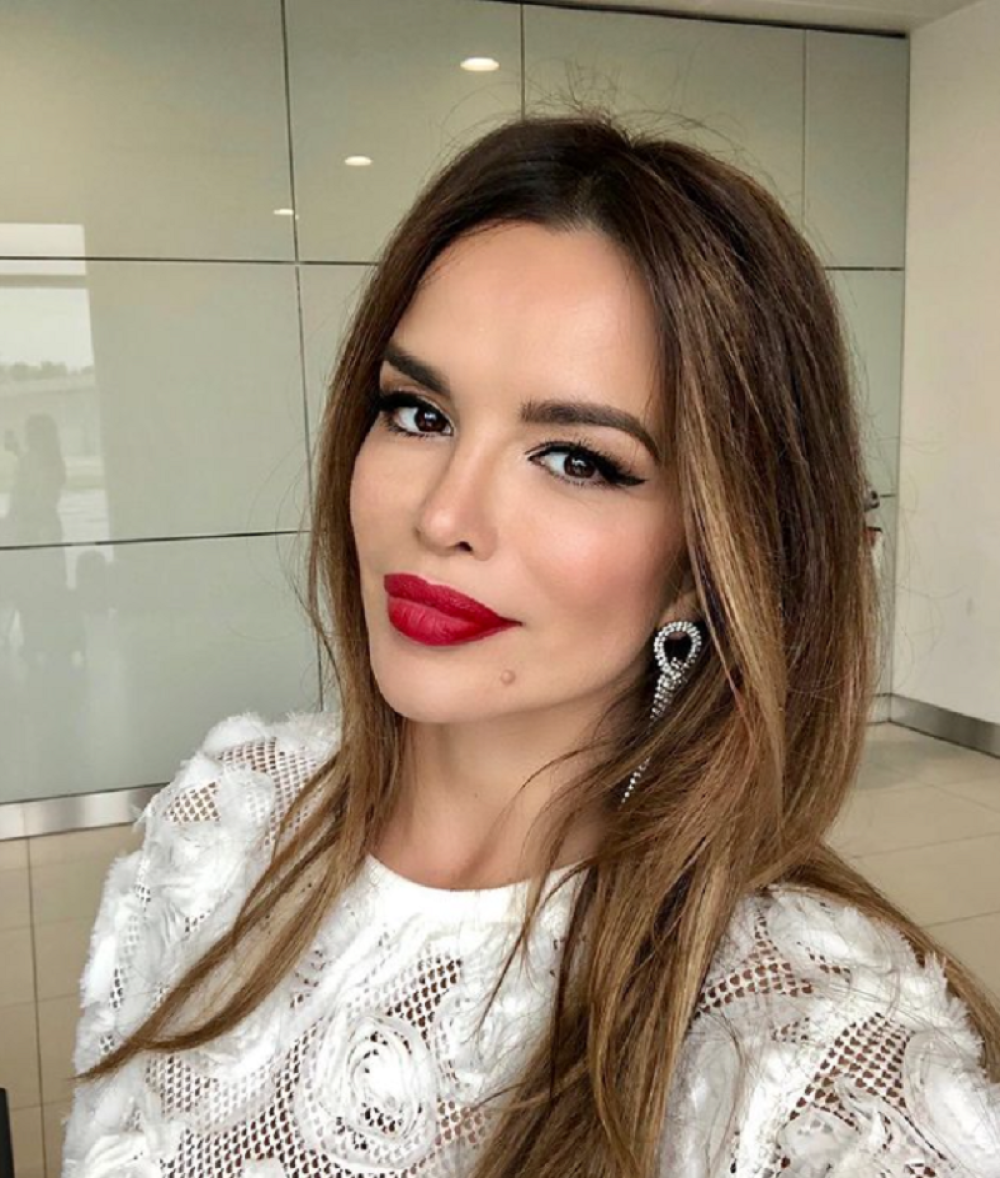 Trudnu Severinu mazi po stomaku, grli je i ljubi! (FOTO/VIDEO)