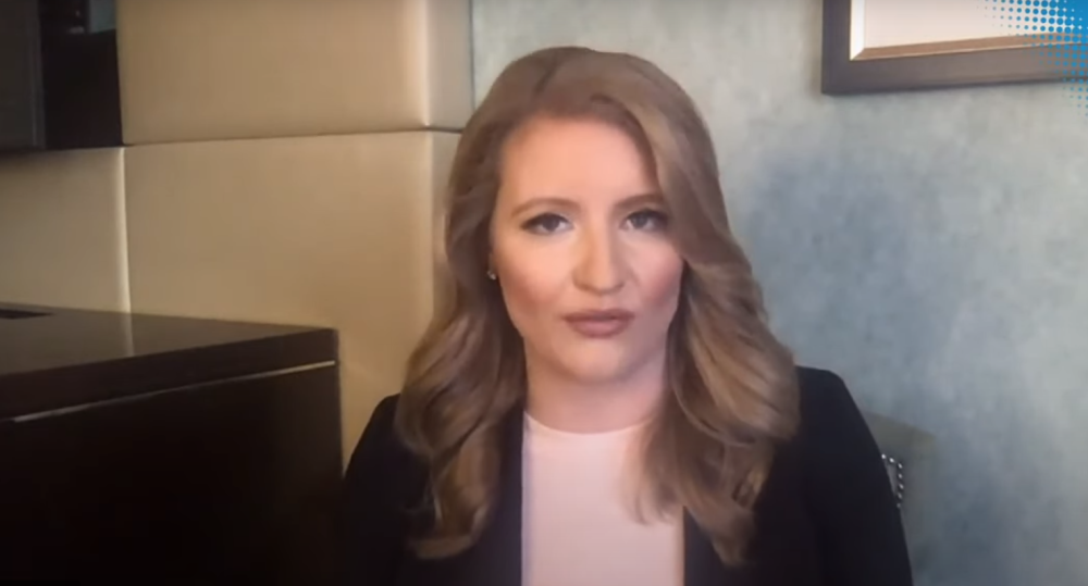 Silovaćemo te: Strašne pretnje stigle na račun Trampove advokatice, pritisak je neizdrživ! (VIDEO)