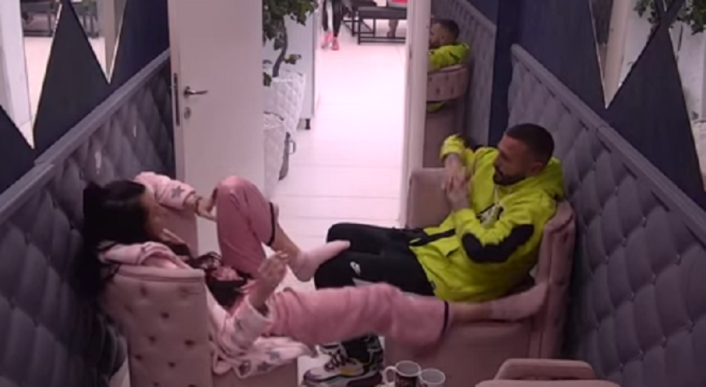 Ša tešio Saru, zbog svađe koju je imala sa Kristijanom (FOTO/VIDEO)