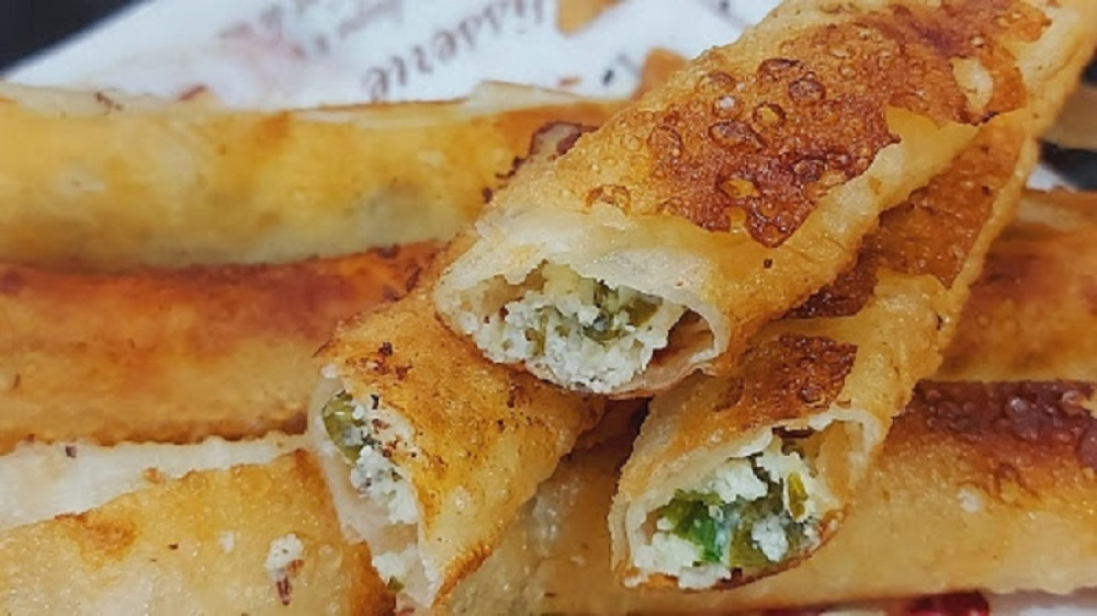 Punjeni pita štapići: Da vam zamiriše cela kuća! (FOTO/VIDEO)