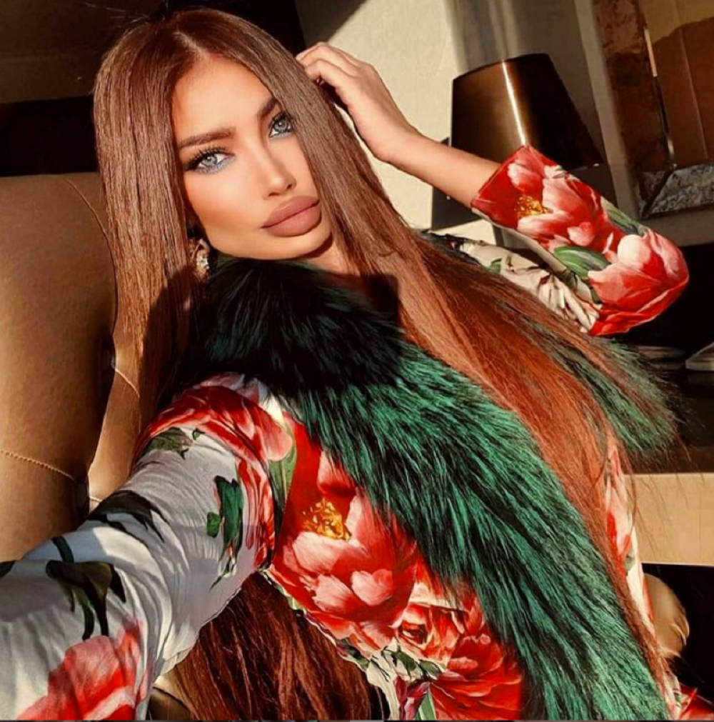 Soraju rođena baba urnisala: "Sravniću te sa zemljom!" (FOTO/VIDEO)