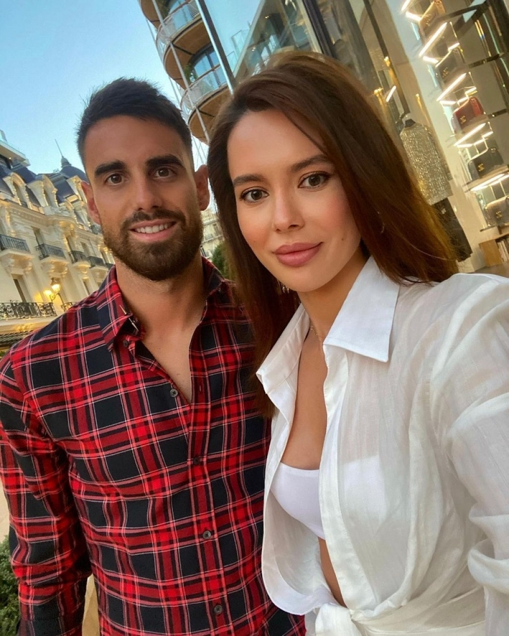 RUSKINJA došla u pratnji štopera, a bila je ZVEZDA VEČERI! (FOTO)