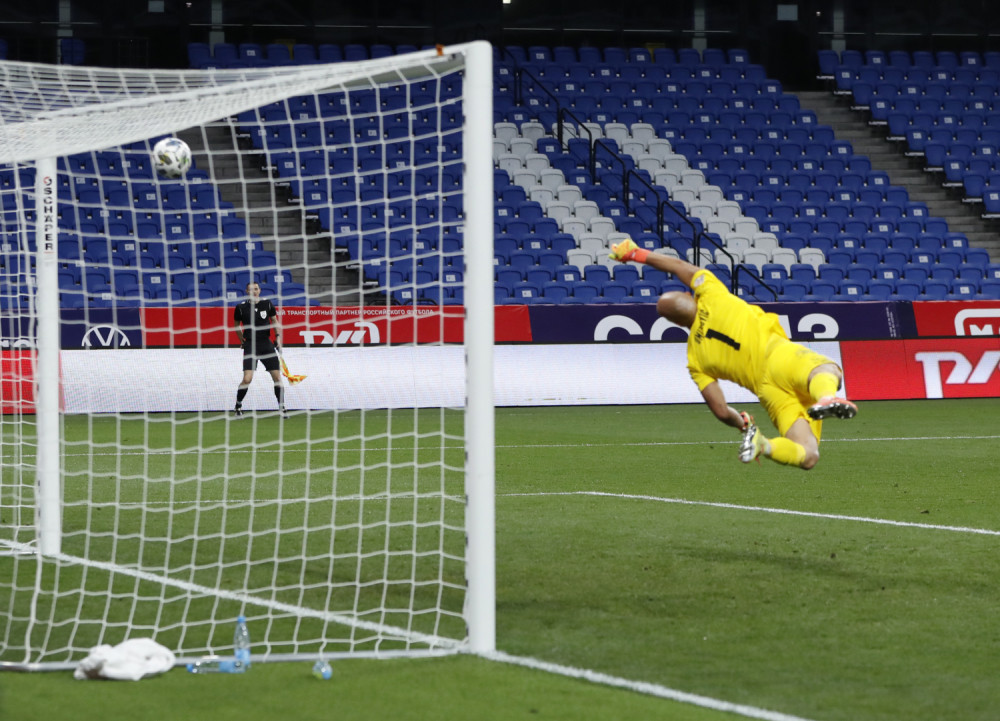 Srpski golman na korak od prelaska u redove španskog velikana