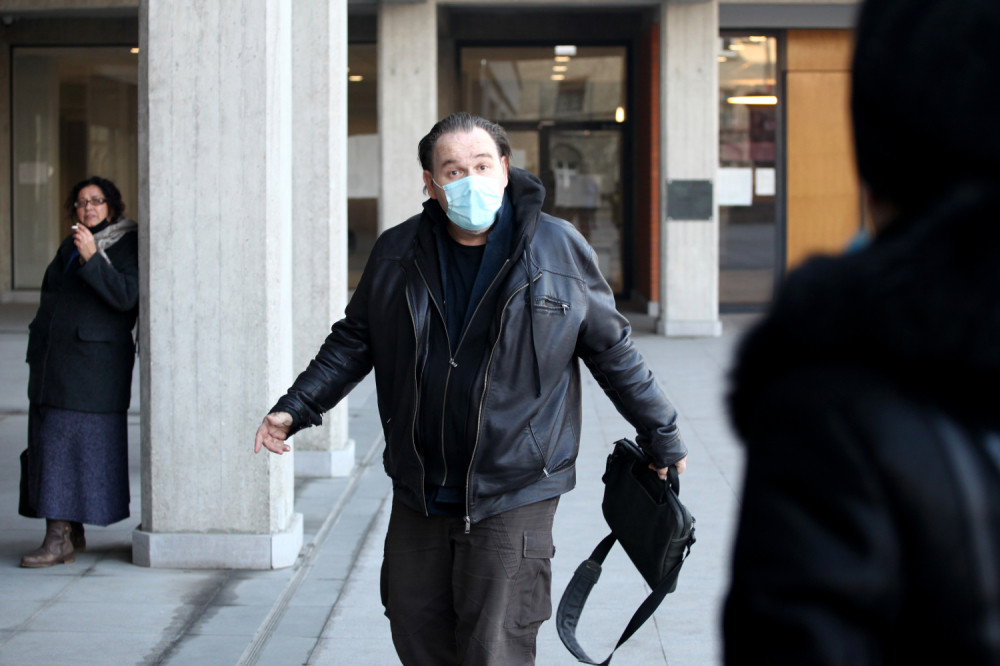 Kada snima serije onda je na metadonima, Bane je patološki lažov i korisnik heroina!