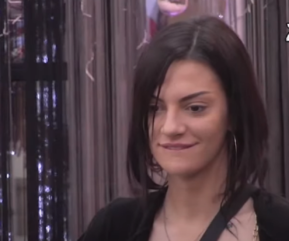 Tarino ponašanje izazvalo sumnju kod zadrugara, ipak je zaljubljena u Ša? (FOTO/VIDEO)