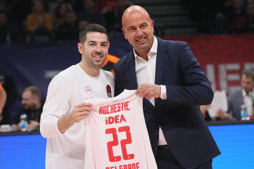 Ročesti se oprostio od Zvezde misterioznom porukom, svako je tumači drugačije