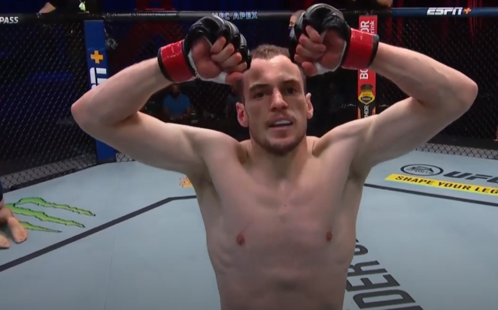 Zadovoljan sam kako je ispraćena moja poslednja borba, povreda me je sprečila da debitujem u UFC ranije, posle meča dolazim u Srbiju!