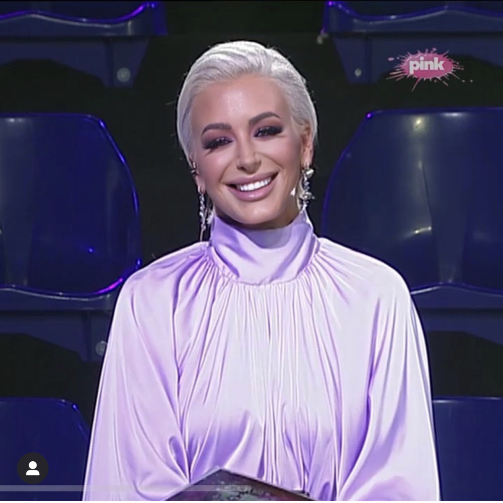 Voditeljka Dušica Jakovljević u koloni ni kriva ni dužna, besna poslala poruku sa lica mesta (FOTO/VIDEO)