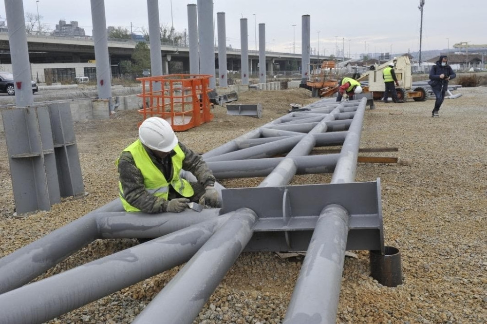 Imaće 42 odlazna i 20 dolaznih perona, kao i 18 za turističke autobuse