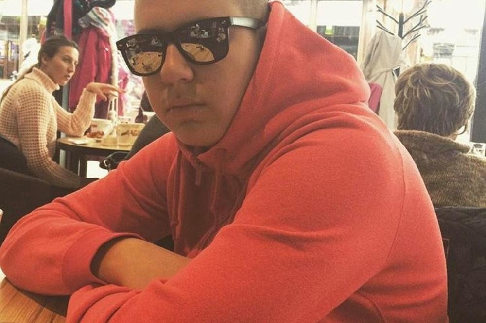 Brat fudbalera Partizana kolima ubio devojku! Udarac bio strahovit, telo devojke izvlačili vatrogasci