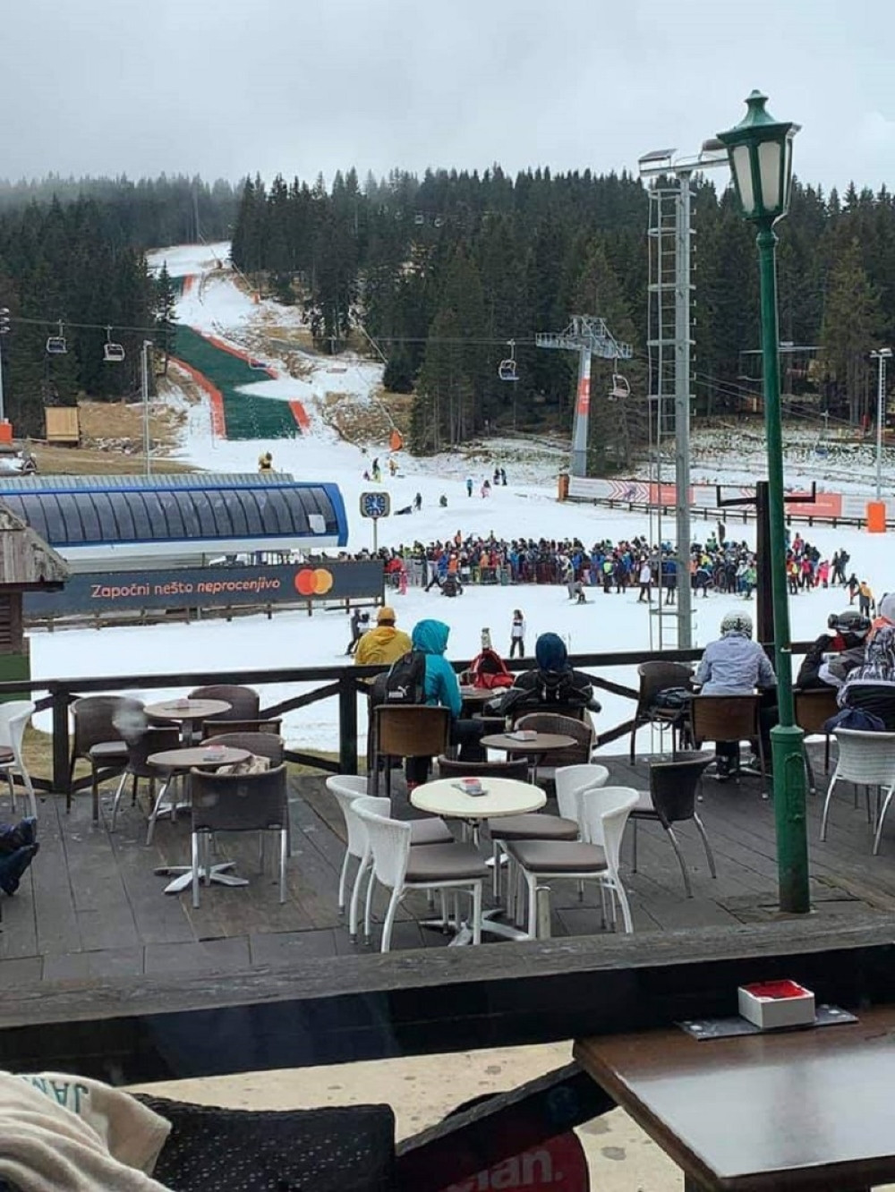 Na Kopaoniku sve vrvi od života, turisti grade imunitet stada?