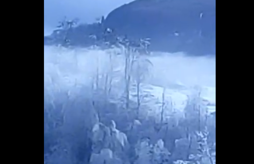 U regionu prava katastrofa: Nevreme napravilo ogromne probleme, ljudi nemaju struje, da li i Srbiju čeka isto?! (VIDEO)