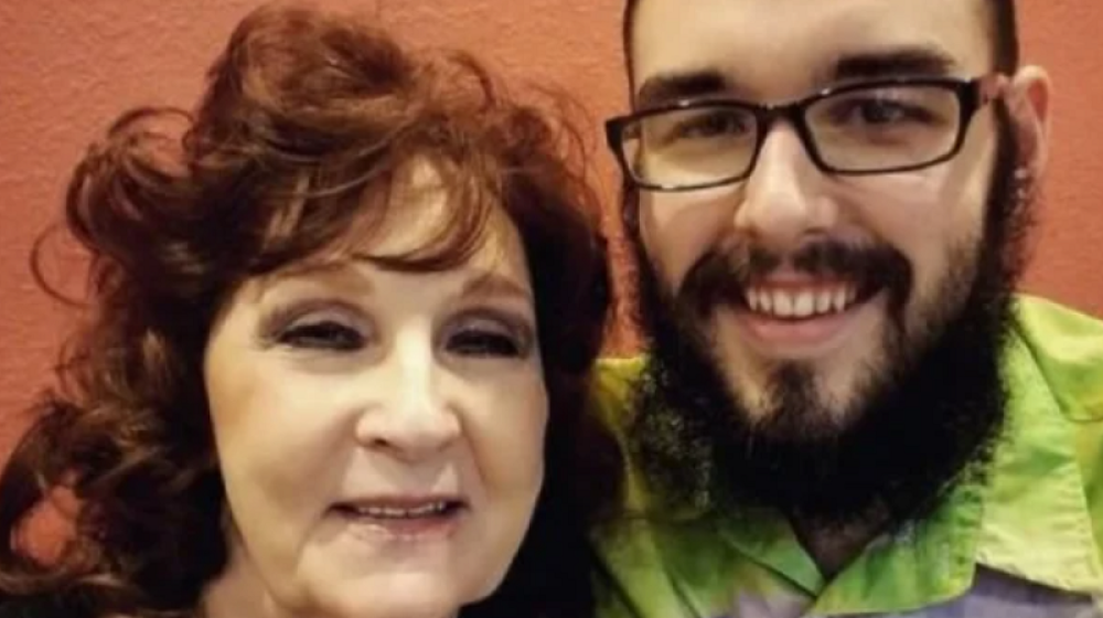 Žena (76) došla da sahrani sina: Tog dana se desilo nešto zbog čega sada svi koji je vide ostanu bez teksta (FOTO)