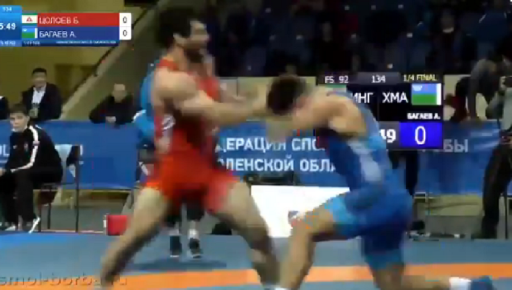 Trebalo je ovo da bude običan rvački duel, ali onda je nastao totalni haos (VIDEO)