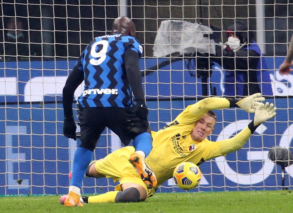 Inter jako udario na "svog" Sinišu (VIDEO)