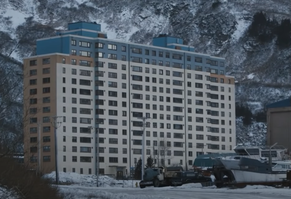 Grad Vitier na Aljasci ima nešto više 200 stanovnika i skoro svi žive u istoj zgradi
