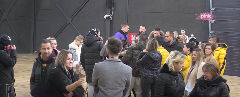 Pab više neće biti isto mesto, ona je jecajući zauvek napustila Zadrugu! (FOTO)