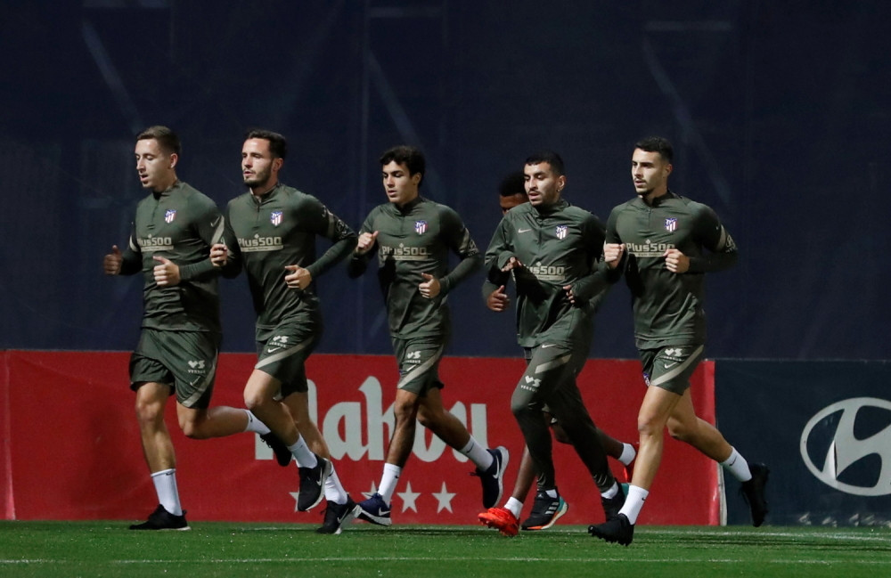 Pobedili, zaseli na čelo, rivala ostavili bez gola, a onda mu ponudili Srbina