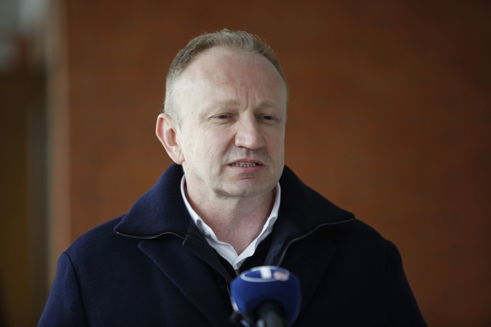 Kritikuju EU zbog debakla sa vakcinama, a ne žele da pohvale veliku borbu predsednika Vučića za spasavanje građana