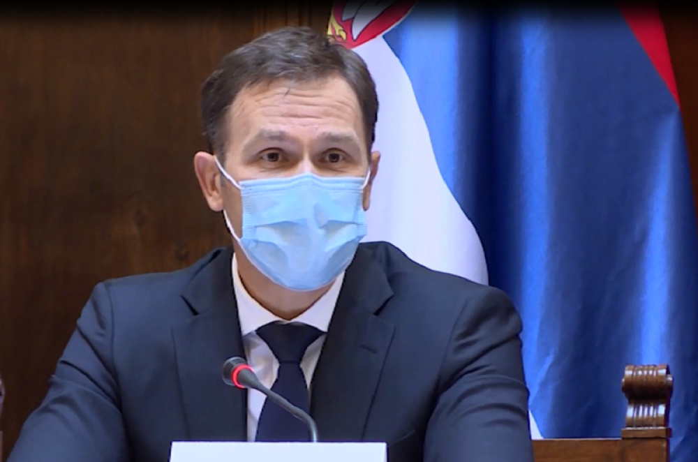 Ako ste zaposleni u ovim sektorima novac vam leže na račun od ponedeljka!