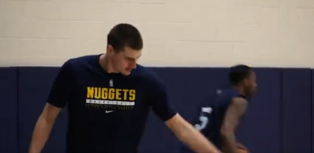 Tvrde da Jokić ponovo ima problema sa kilogramima? Jedan snimak je sve demantovao (VIDEO)