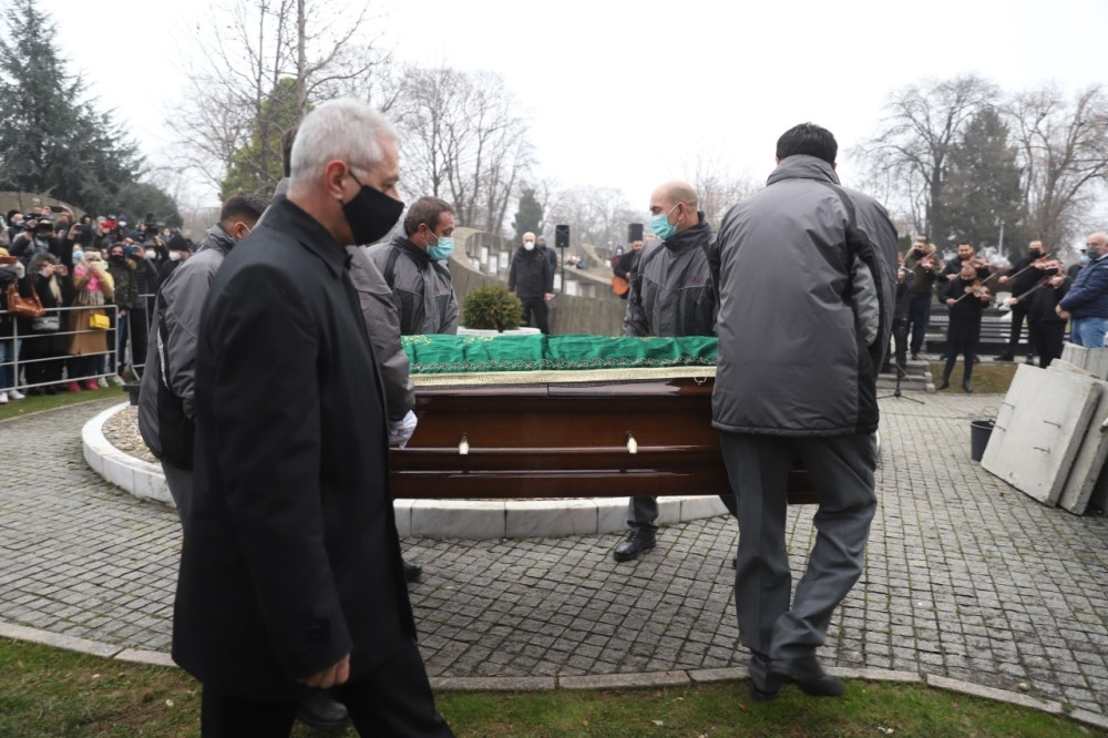 Ovo je grobno mesto u kojem će počivati Džej Ramadanovski (FOTO/VIDEO)