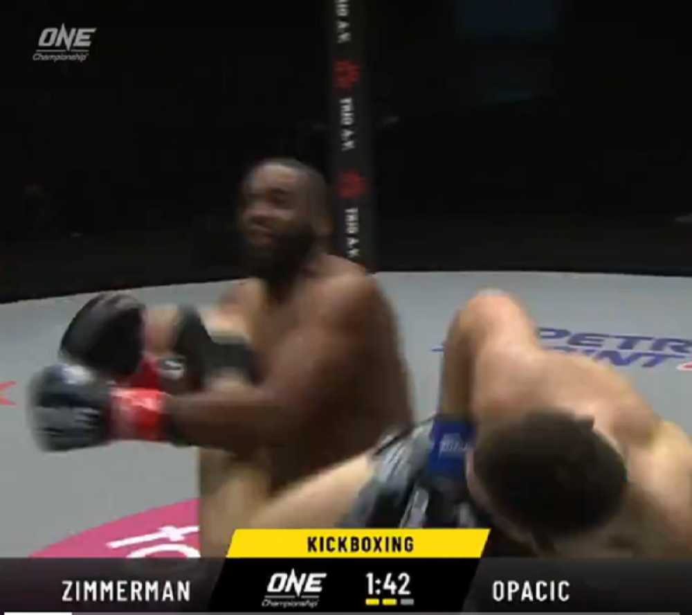 Rade Opačić na debiju samo jednim potezom slomio "drobilicu" (VIDEO)