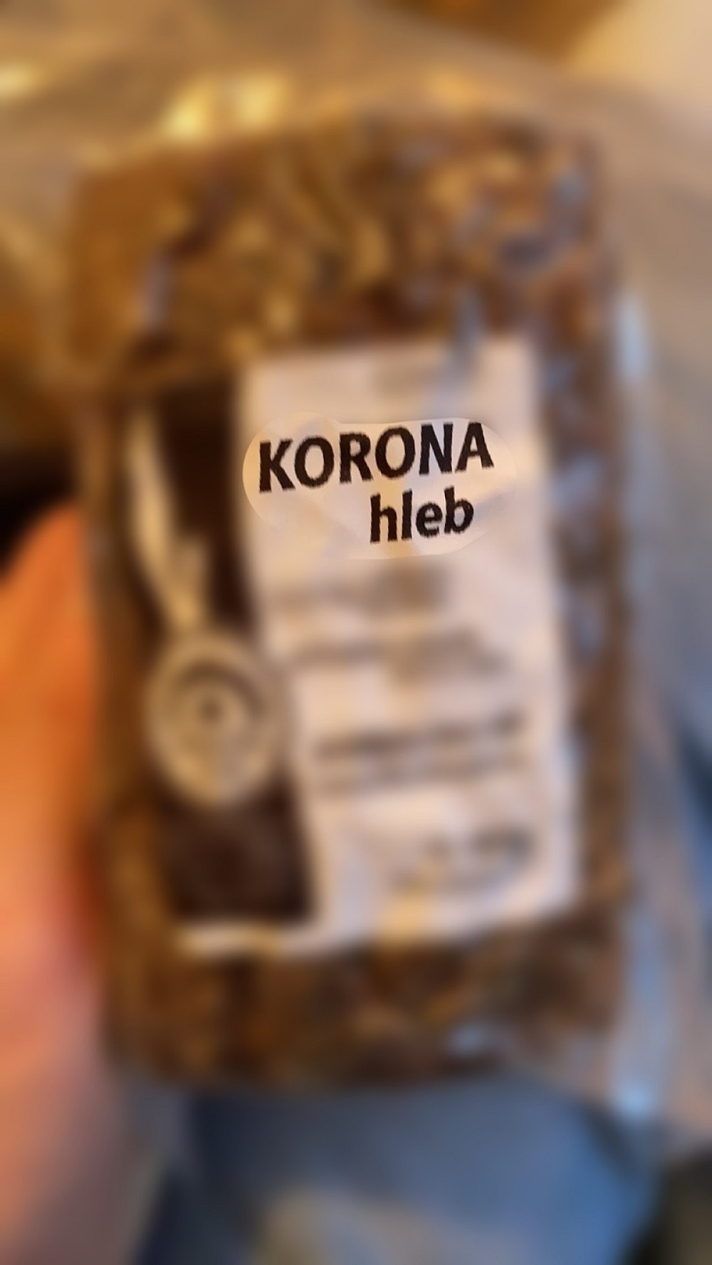 U prodavnicama se pojavio hleb neobičnog naziva (FOTO)