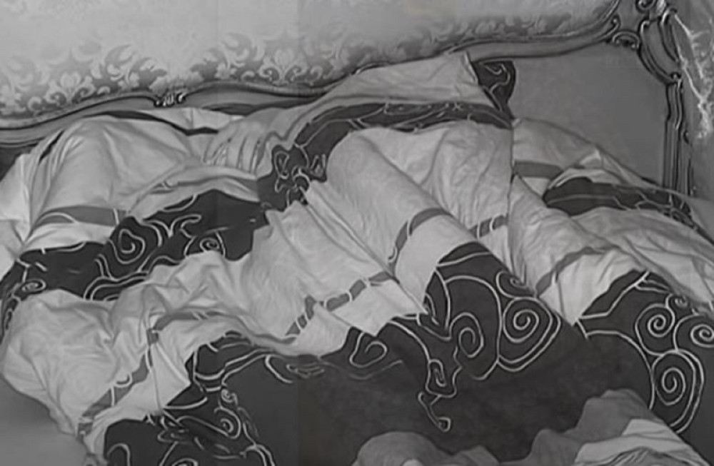 Govorila mu šta da joj radi, otkrili šta se dešavalo u krevetu! (VIDEO)