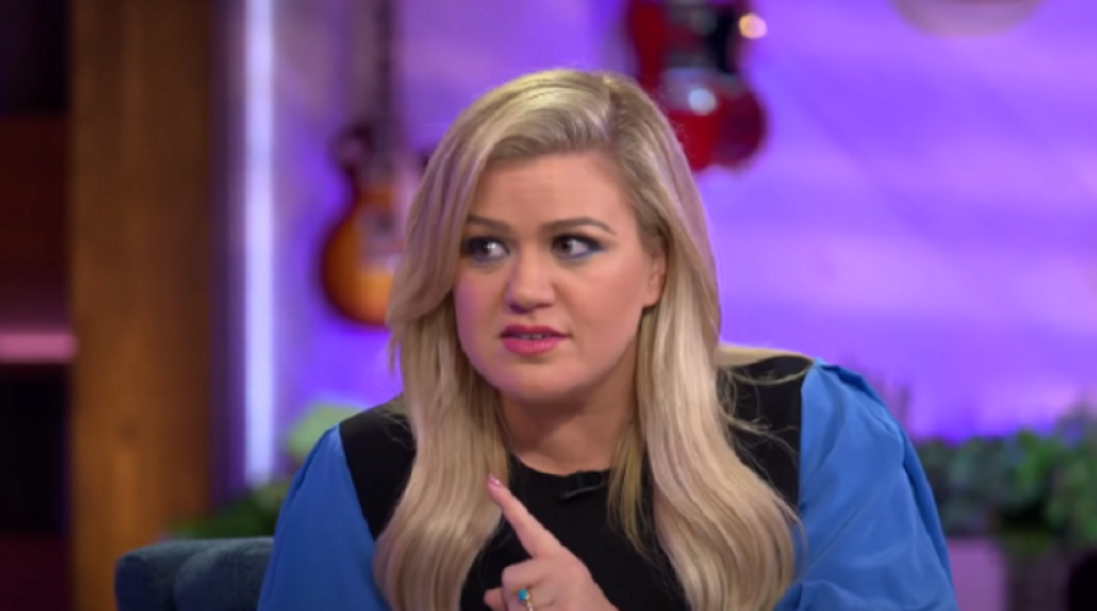 Keli Klarkson bivšeg muža i svekra optužila da su je potkradali i zarađivali na njoj baveći se ilegalnim poslovima!