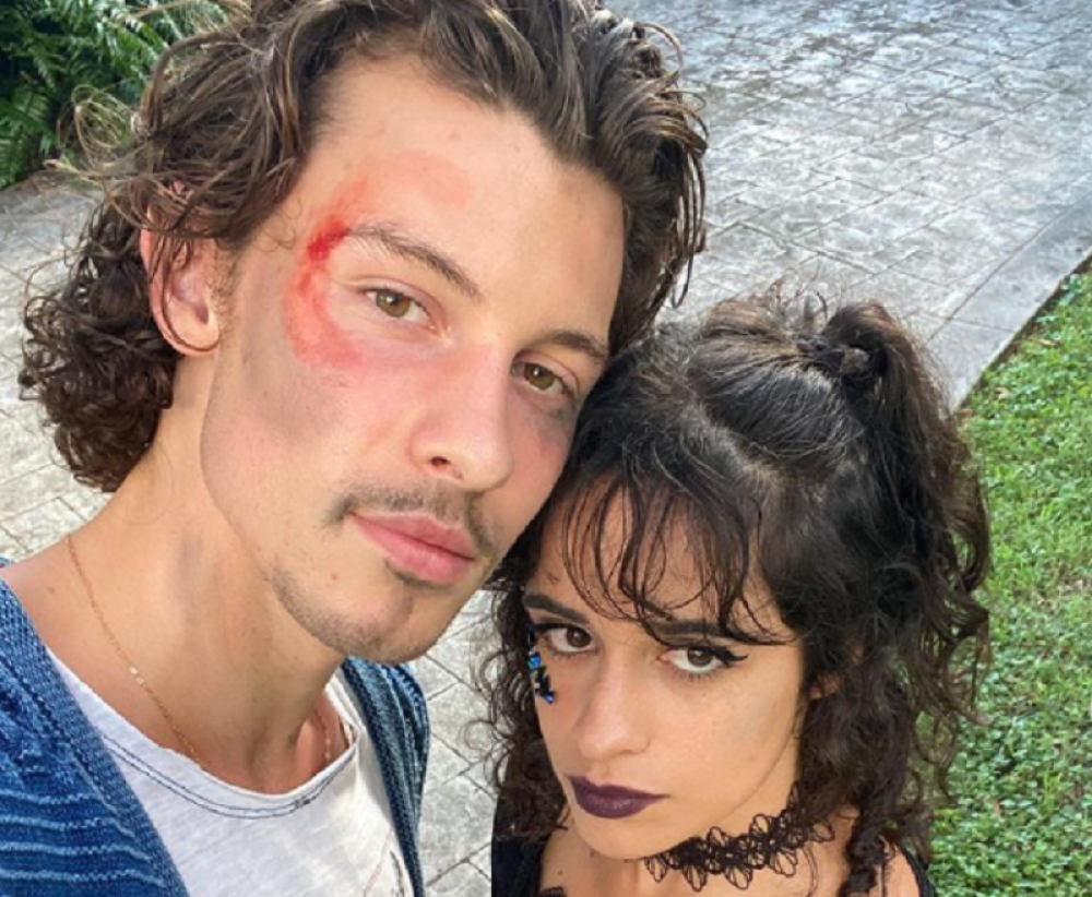 Poznati pevač otvoreno o navodima da je gej!