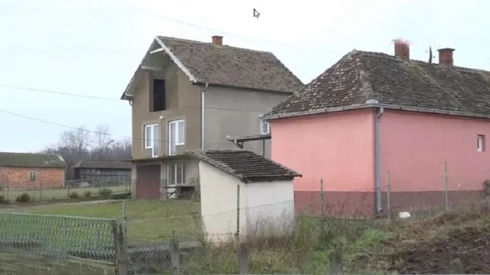 Htela da pokrade komšinicu, pa je mučki ubila! Sekirom joj rascopala glavu