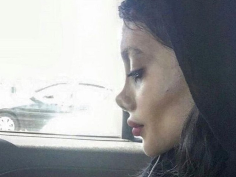 Dvojnica Anđeline Džoli osuđena na deset godina zatvora zbog potpuno sulude stvari! (FOTO)