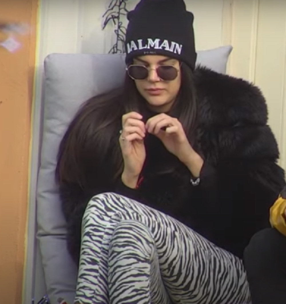 Jovana Ljubisavljević u strahu zbog dečka, ne ispušta Vladimira iz usta, a evo koja zadrugarka joj stvara problem! (FOTO/VIDEO)