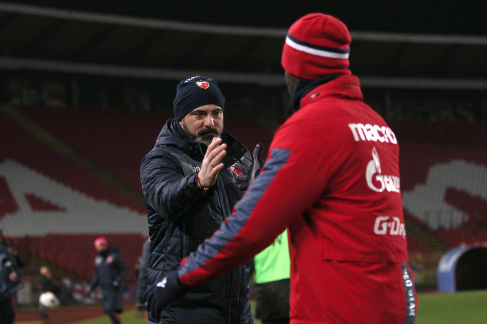 Golgeter Zvezde brojao do 100! (FOTO)