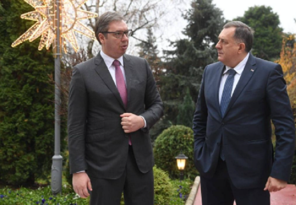 "Čujemo se  2 do 3 puta dnevno, nije stanje idealno, ali nije ni užasno"