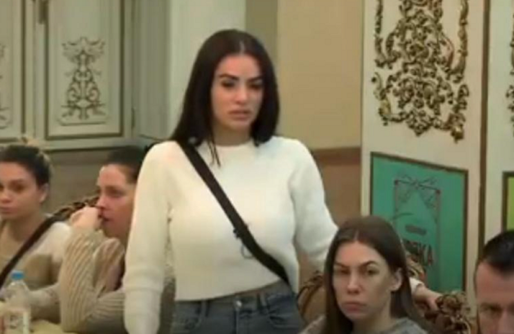 Učesnica se uplakana odriče svog honorara samo da se on vrati! (VIDEO)